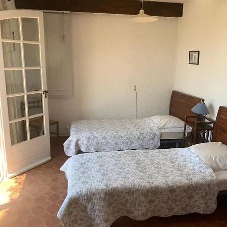Holiday home Lesabledondine Le Lavandou
